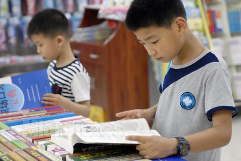 “假课文”与“真问题” “假课文”与“真问题”